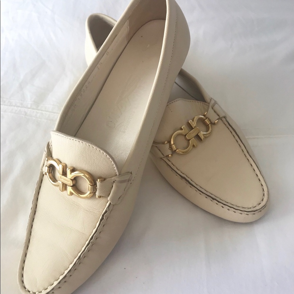 Vintage Ferragamo leather shoes